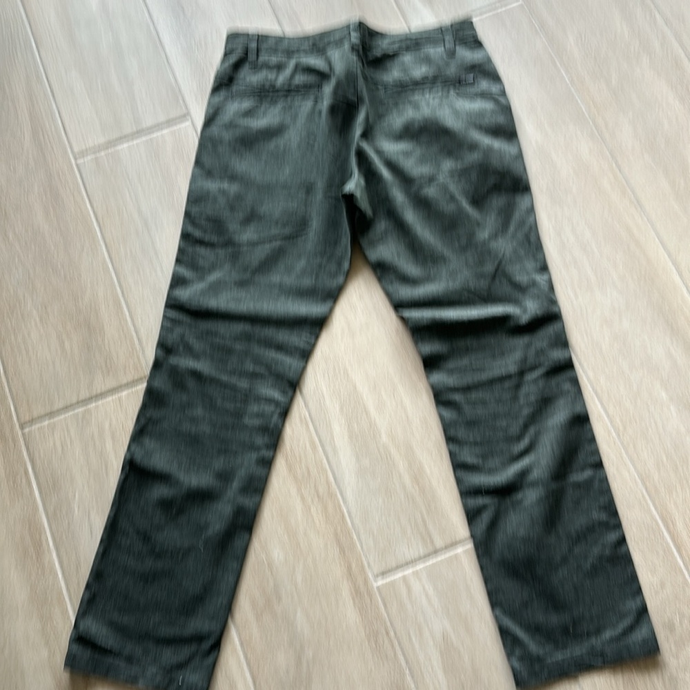 Men’s dark gray flat front Volcom pants - Picture 3 of 4